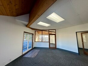 17151 Newhope St, Fountain Valley, CA for lease Interior Photo- Image 2 of 6