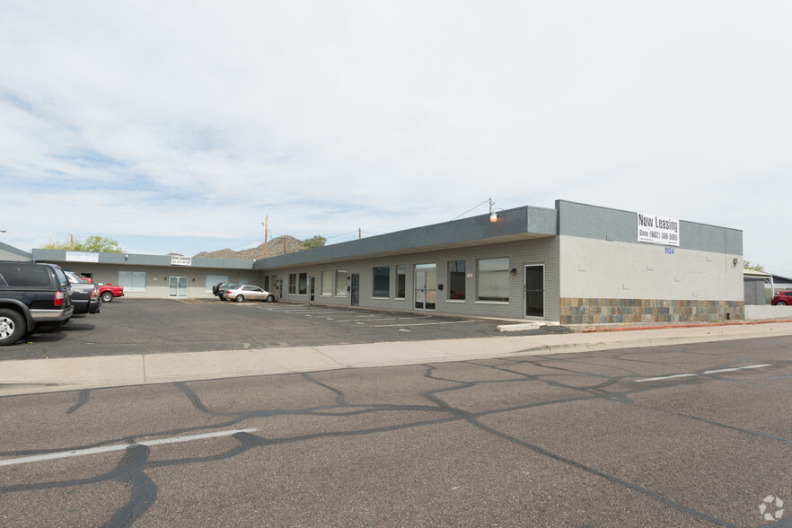 9114-9128 N Cave Creek Rd, Phoenix, AZ for lease - Building Photo - Image 2 of 42