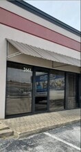2601-2621 Aero Dr, Grand Prairie, TX for lease Interior Photo- Image 1 of 13