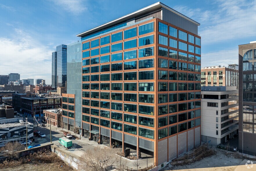 320 N Sangamon St, Chicago, IL for lease - Primary Photo - Image 1 of 14