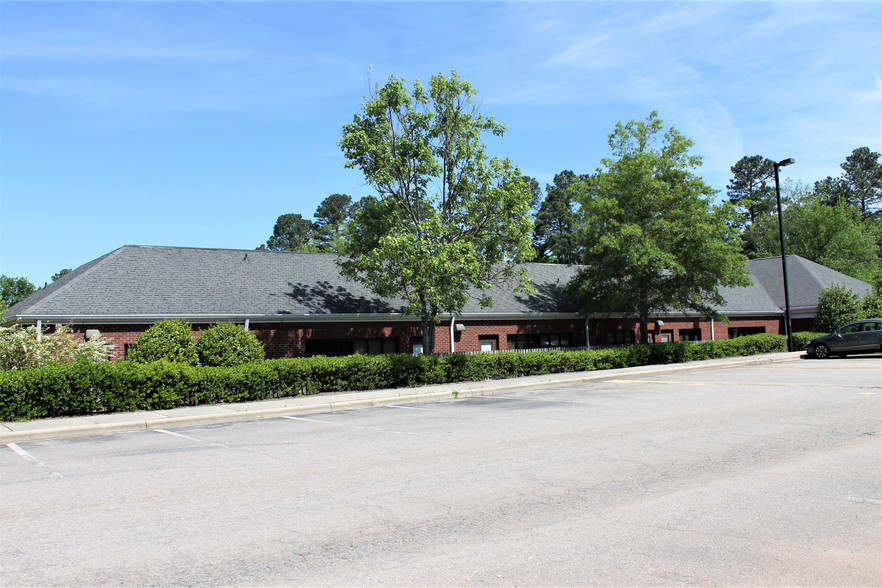 101 Preston Executive Dr, Cary, NC for sale - Building Photo - Image 1 of 1