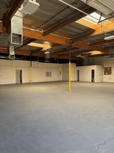 2829-2847 W McDowell Rd, Phoenix, AZ for lease Interior Photo- Image 2 of 4