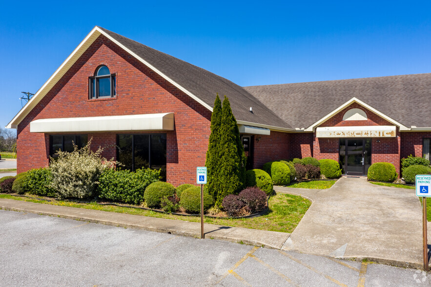 2250 Thornton Taylor Pky, Fayetteville, TN for lease - Building Photo - Image 1 of 20