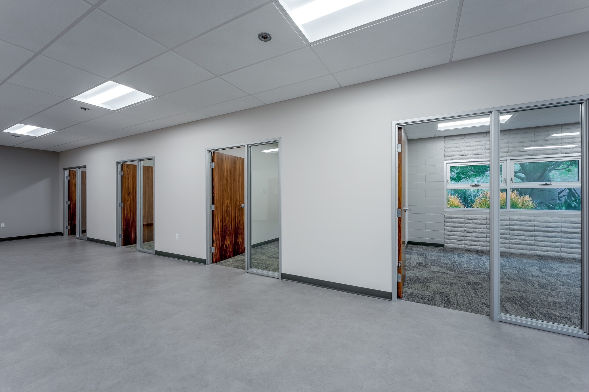 10451-10455 Roselle St, San Diego, CA for lease Interior Photo- Image 1 of 5