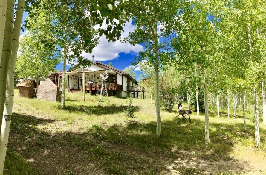3089 GCR 2415, Kremmling, CO 80459