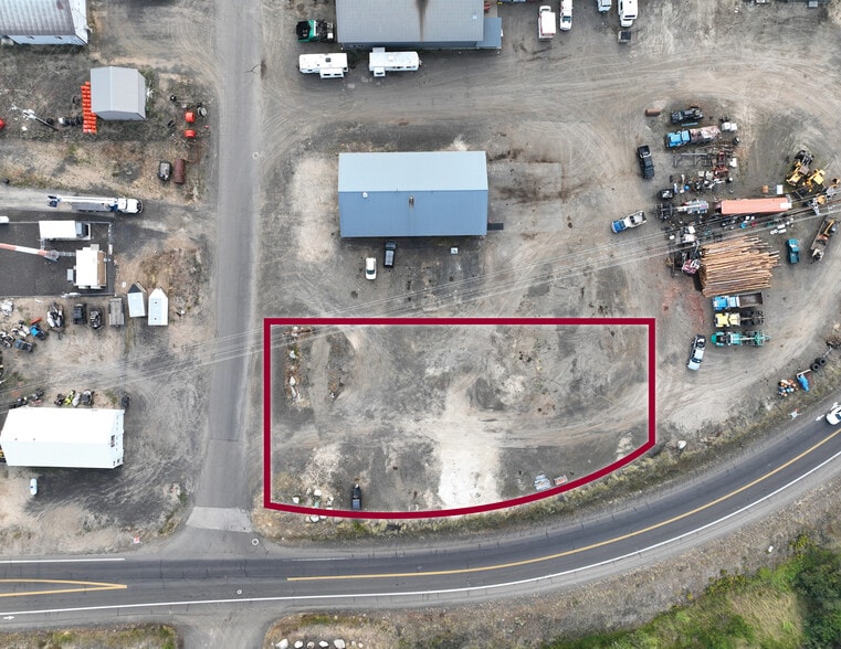 228 Industrial Loop, Mccall, ID for lease - Building Photo - Image 3 of 5