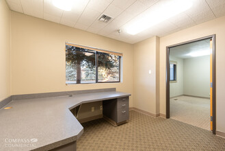 2275 NE Doctors Dr, Bend, OR for lease Interior Photo- Image 2 of 16