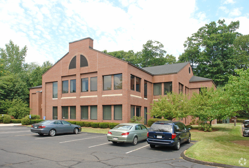 30 Stanford Dr, Farmington, CT for lease - Building Photo - Image 3 of 10