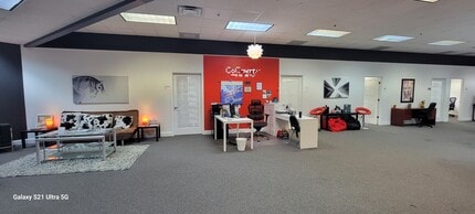 3902 Henderson Blvd, Tampa, FL for lease Interior Photo- Image 2 of 33