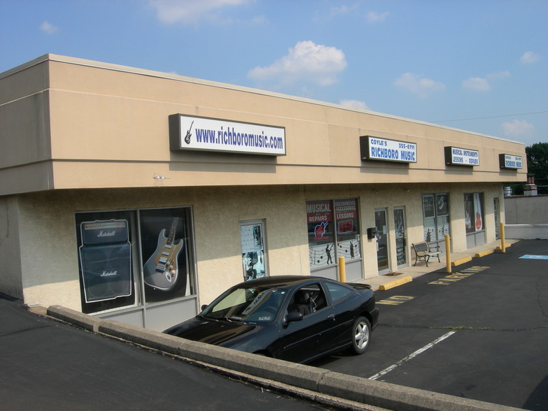 851-881 Bustleton Pike, Richboro, PA for lease - Primary Photo - Image 1 of 8