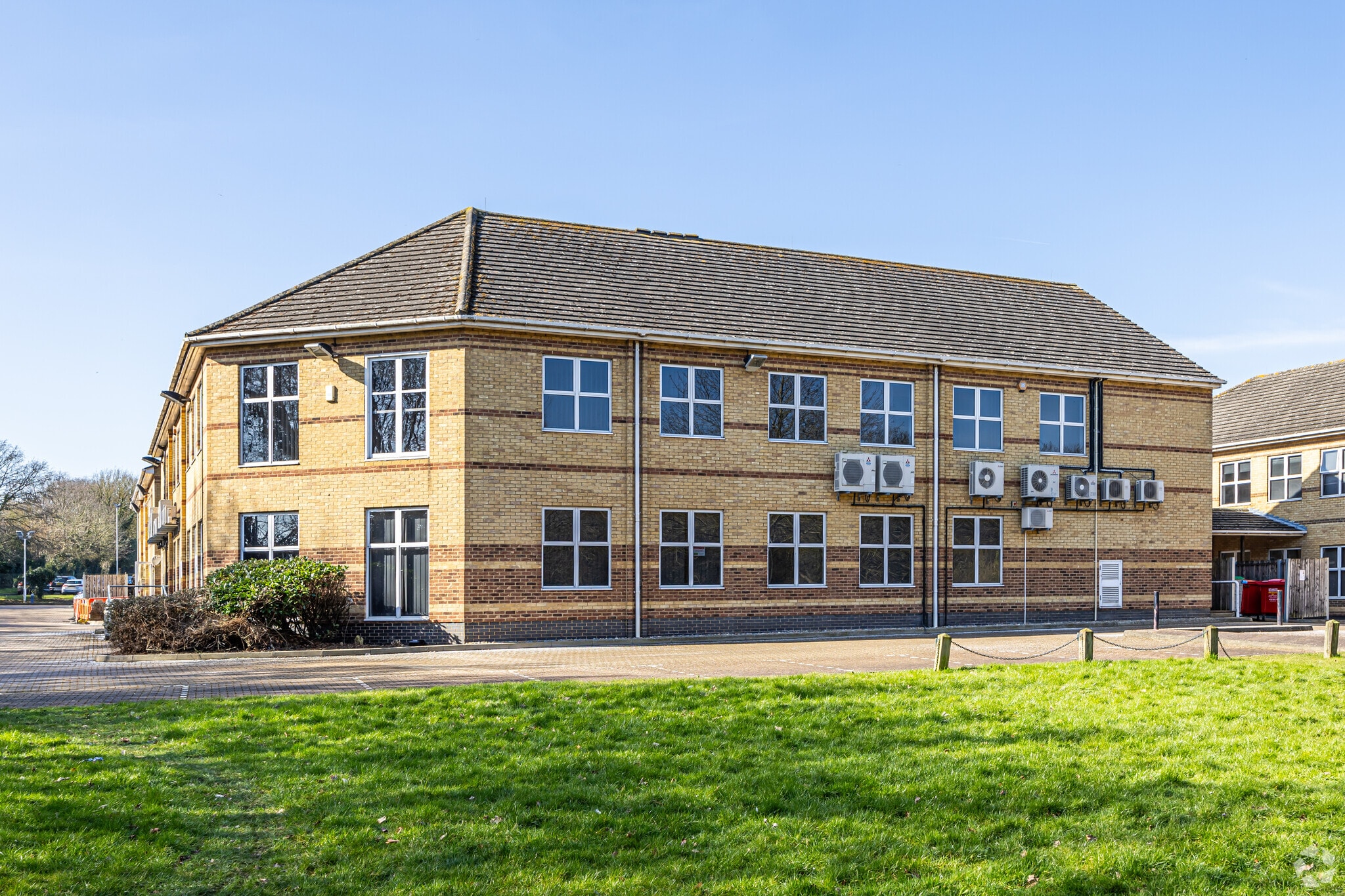 Rutherford Clos, Stevenage for sale Primary Photo- Image 1 of 20