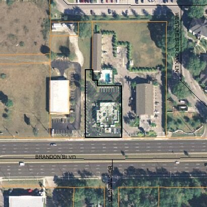 902 E Brandon Blvd, Brandon, FL for sale Primary Photo- Image 1 of 1