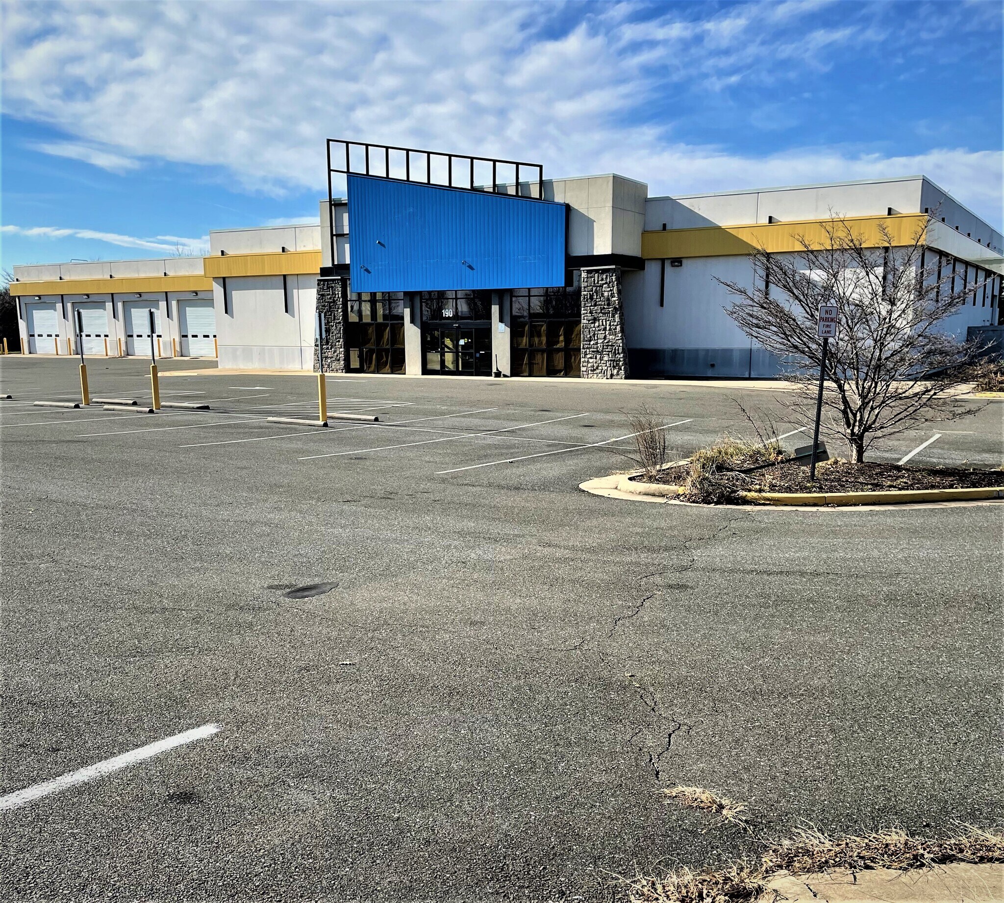 190 Commonwealth Ct, Winchester, VA for sale Building Photo- Image 1 of 1