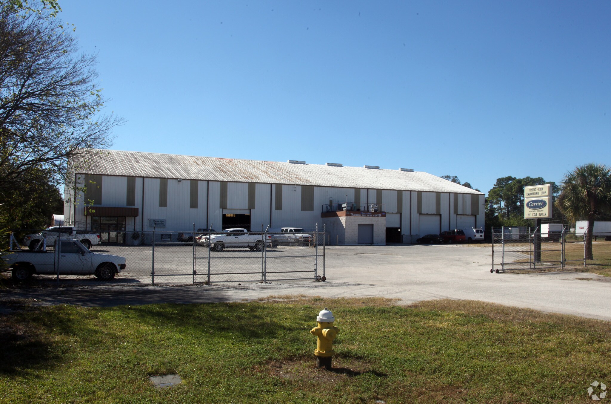 1232 Donegan Rd, Largo, FL for sale Primary Photo- Image 1 of 1