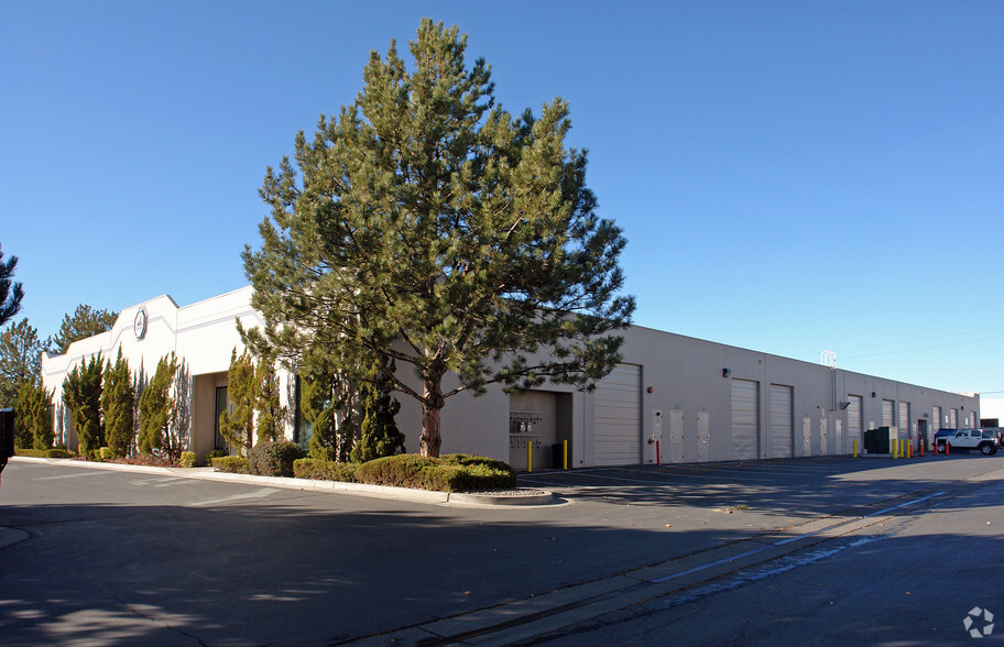 1320 Freeport Blvd, Sparks, NV for lease - Primary Photo - Image 1 of 28