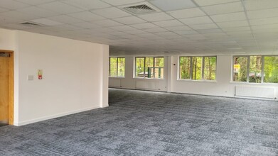 Almondview, Livingston for lease Interior Photo- Image 2 of 3