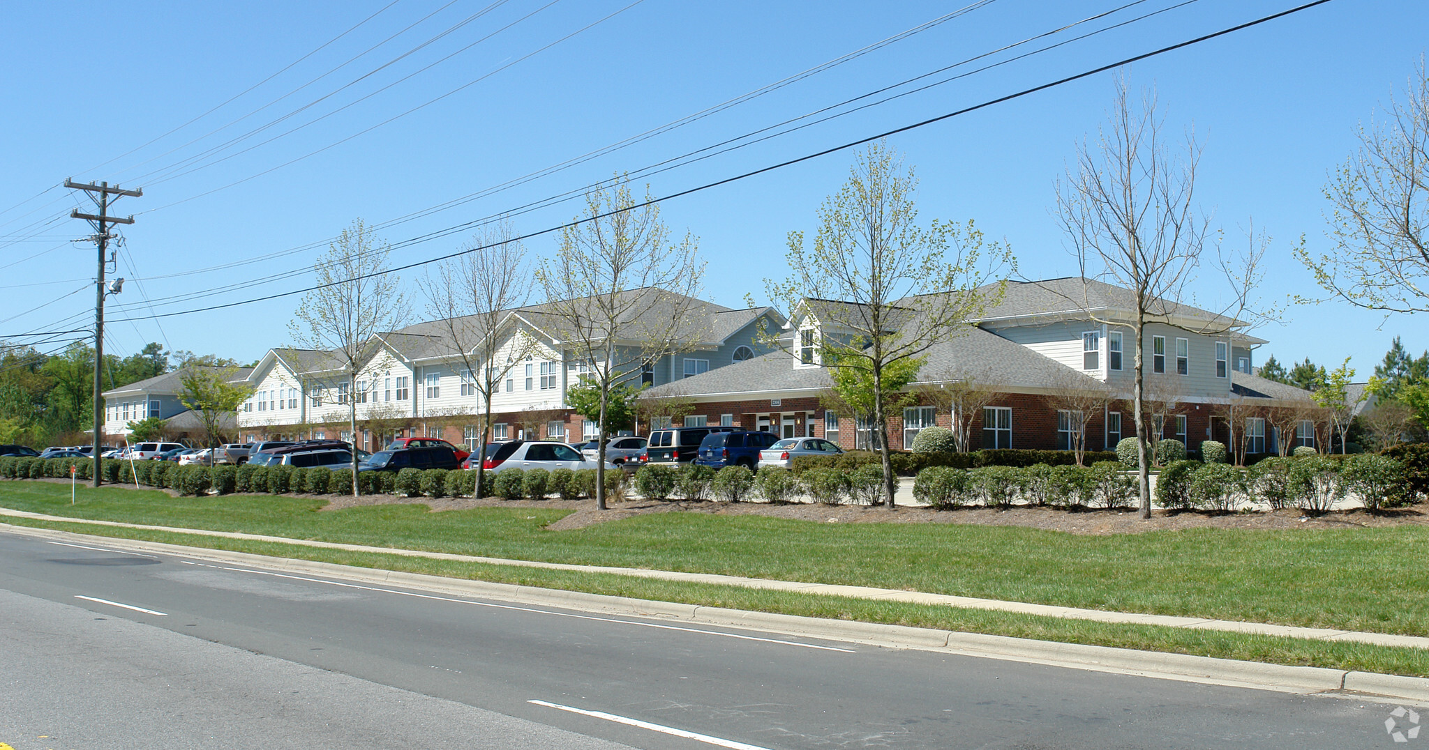 2304-2402 S Miami Blvd, Durham, NC for lease Building Photo- Image 1 of 10