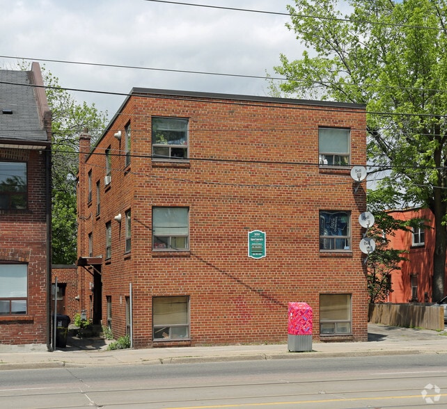 3150 Lake Shore Blvd W, Toronto, ON for sale - Primary Photo - Image 1 of 1