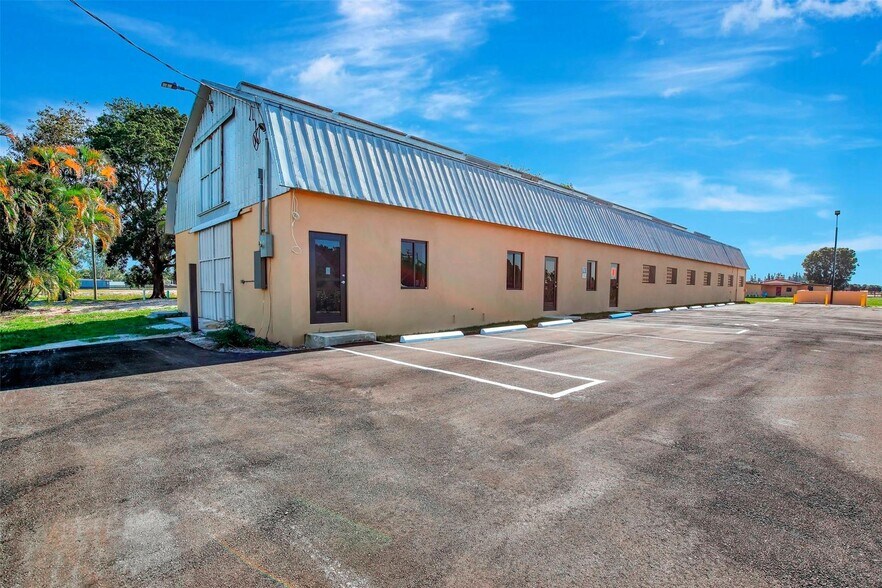 Southwest 48th Court, Miramar, FL for sale - Primary Photo - Image 3 of 4