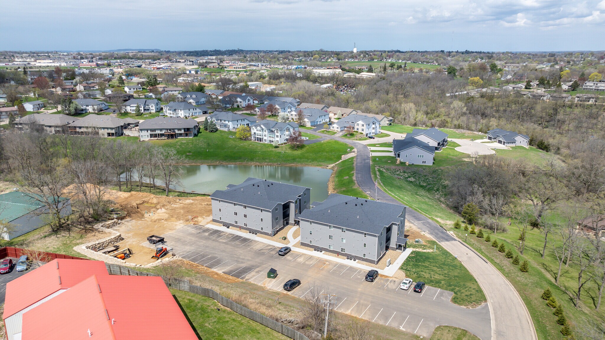 3150 Lake Ridge Dr, Dubuque, IA for sale Primary Photo- Image 1 of 1