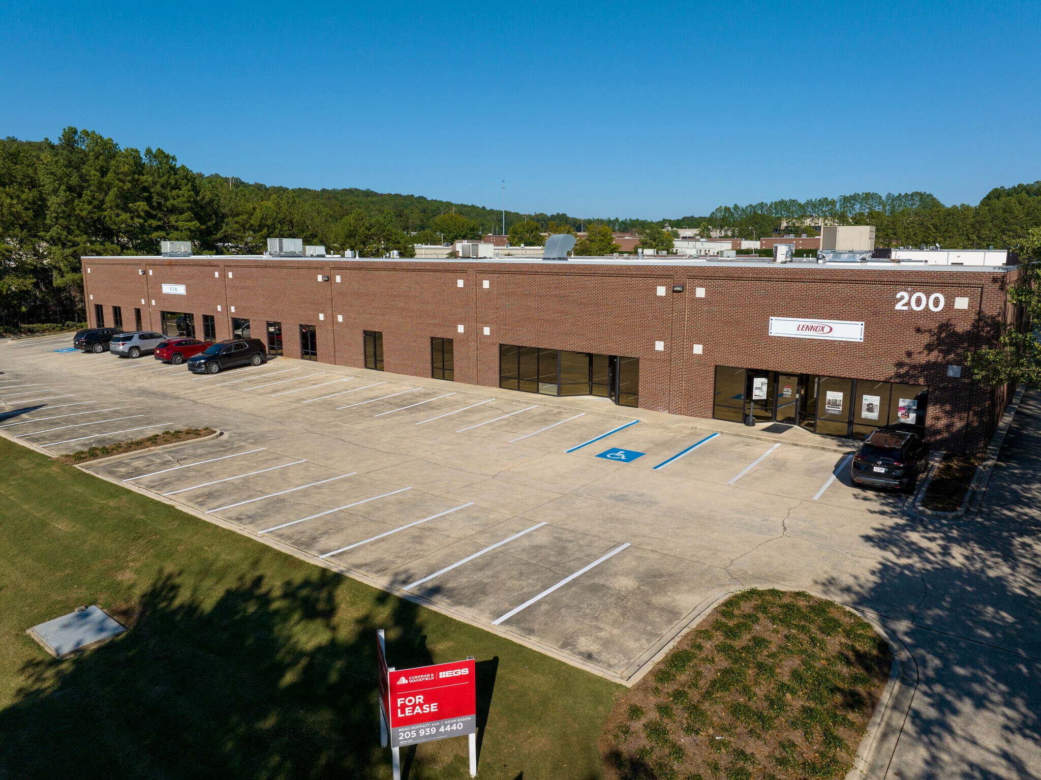 500-508 Cahaba Valley Cir, Pelham, AL for lease Building Photo- Image 1 of 4