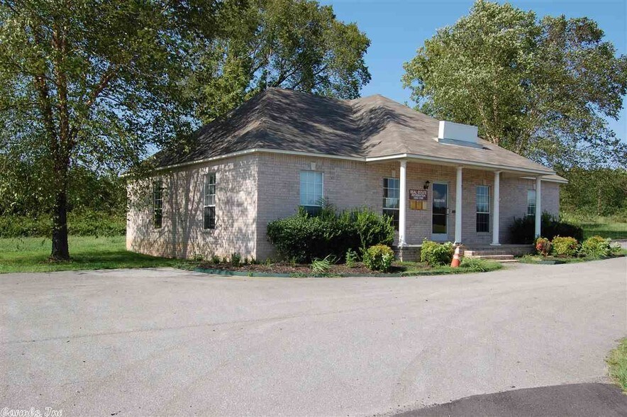 8029 Edgemont Rd, Greers Ferry, AR 72067