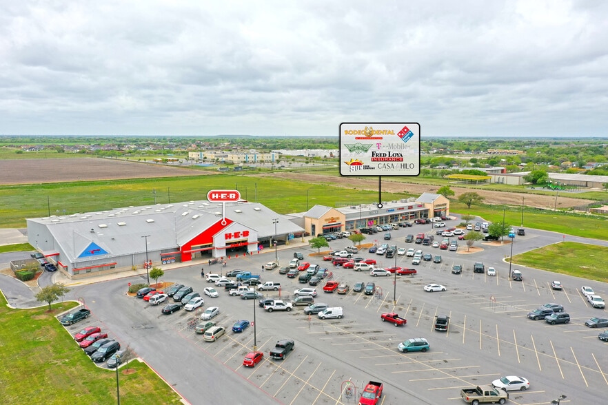 Hwy 107 & Comal St, Elsa, TX for lease - Building Photo - Image 3 of 6