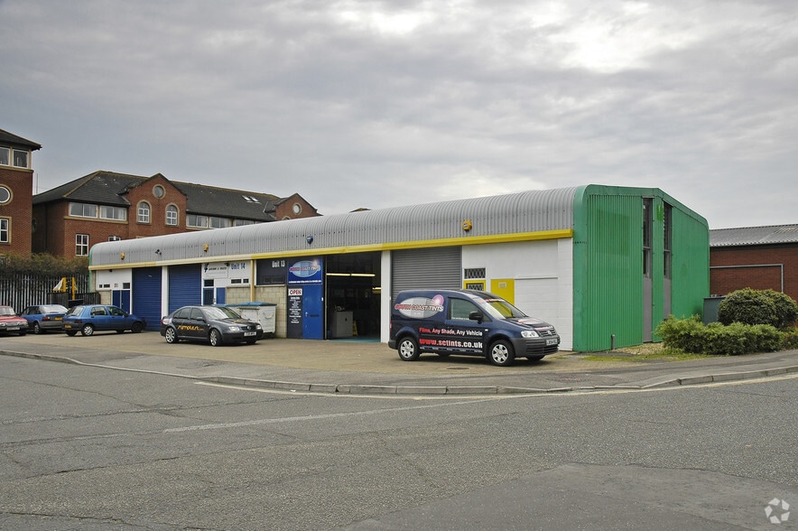 Floating Bridge Rd, Southampton for sale - Building Photo - Image 2 of 4