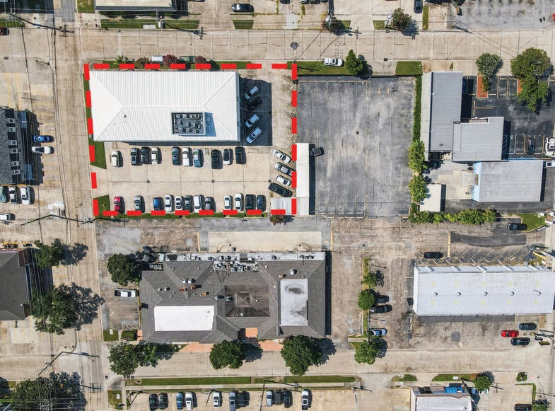 3100 Ridgelake Dr, Metairie, LA for sale - Building Photo - Image 2 of 8