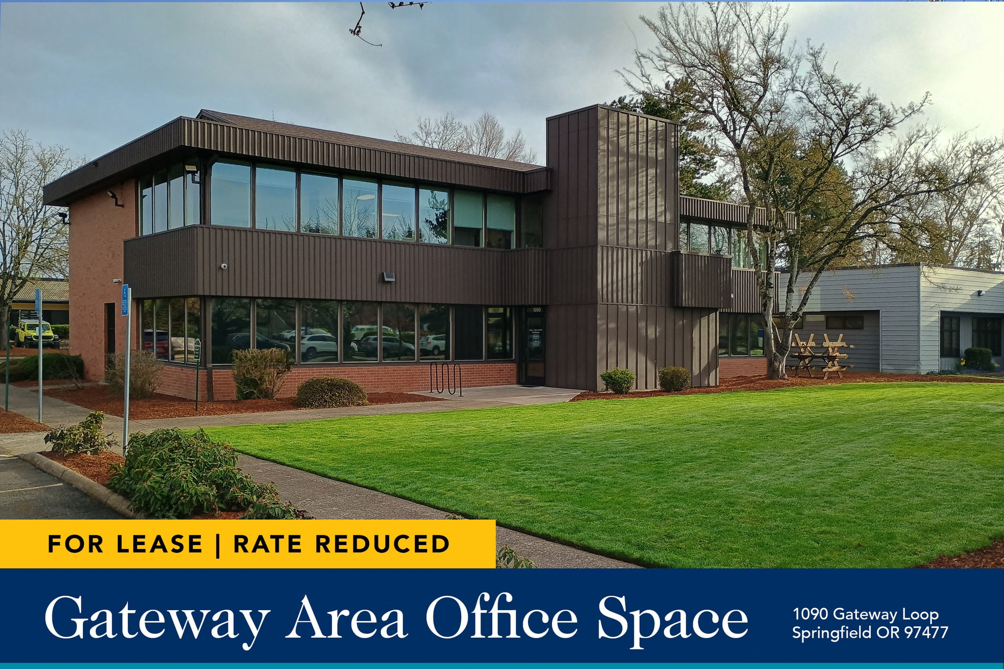 1090 Gateway Loop, Springfield, OR for lease Building Photo- Image 1 of 5