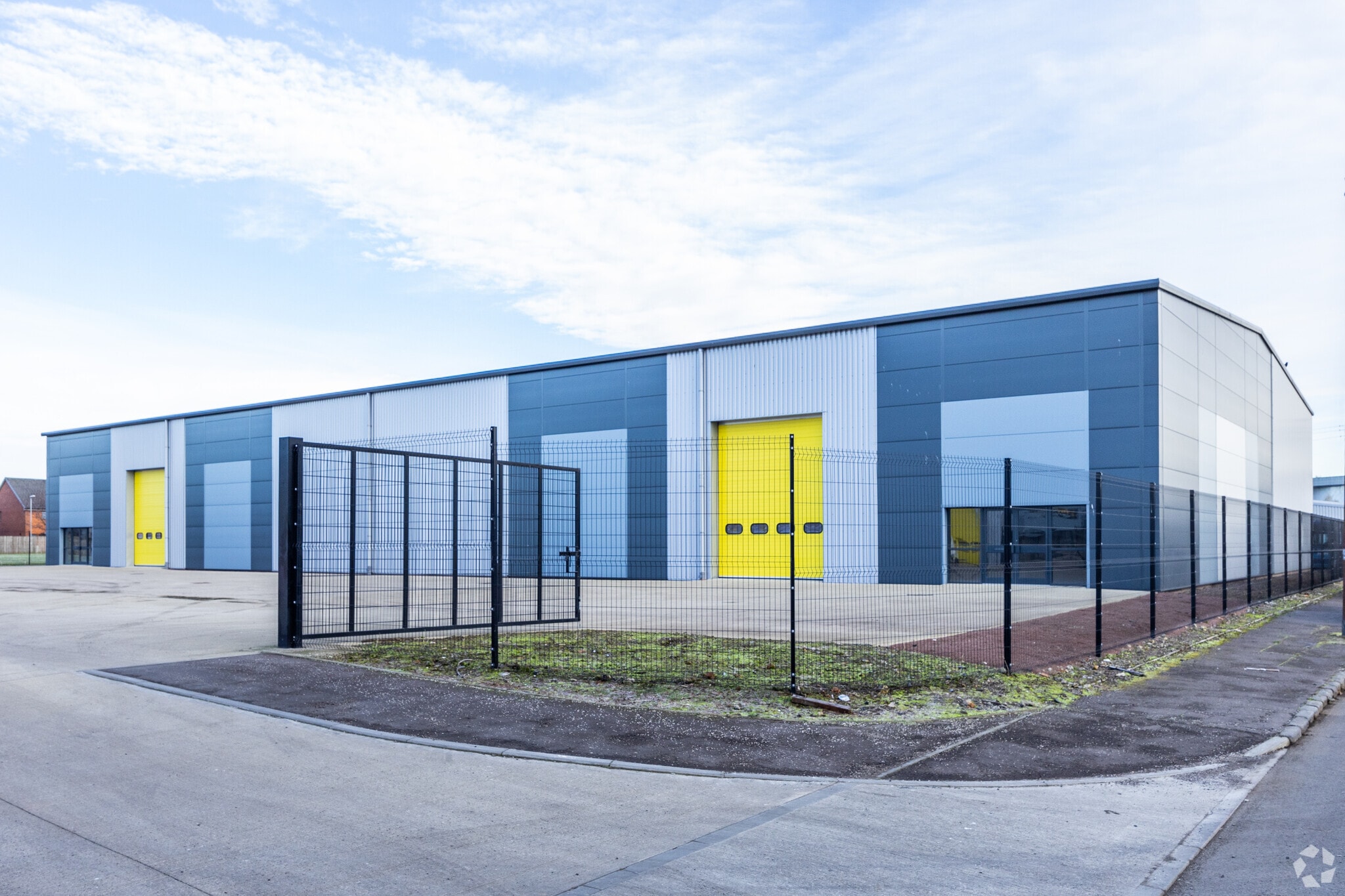 851 London Rd, Glasgow for sale Primary Photo- Image 1 of 1