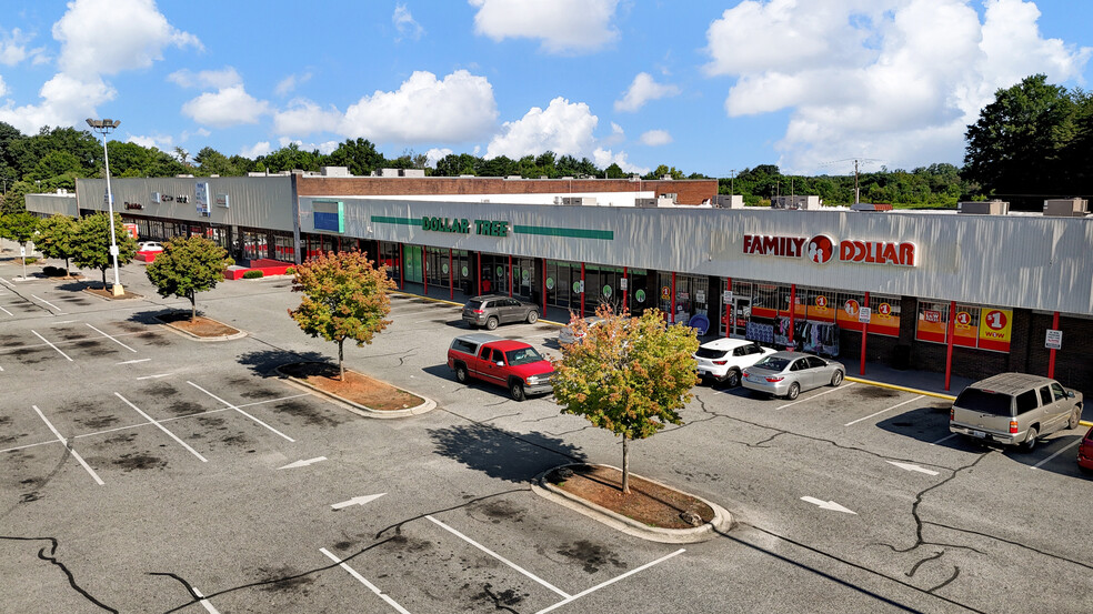 3015-3089 Waughtown, Winston-Salem, NC for lease - Building Photo - Image 2 of 6