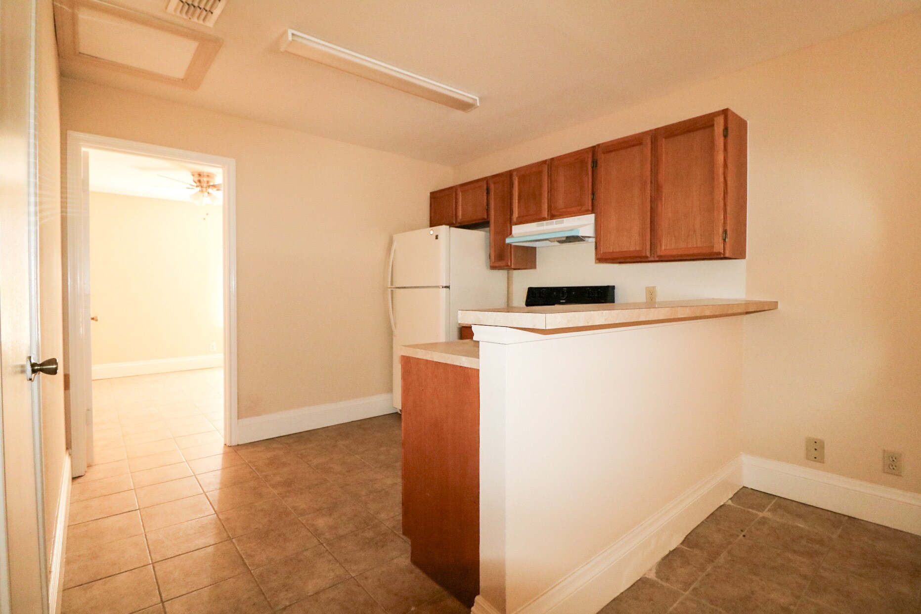 300 N Grande Ave, Encinal, TX 78019 Multifamily for Sale