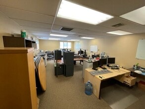 675 E 16th St, Holland, MI for lease Building Photo- Image 1 of 4