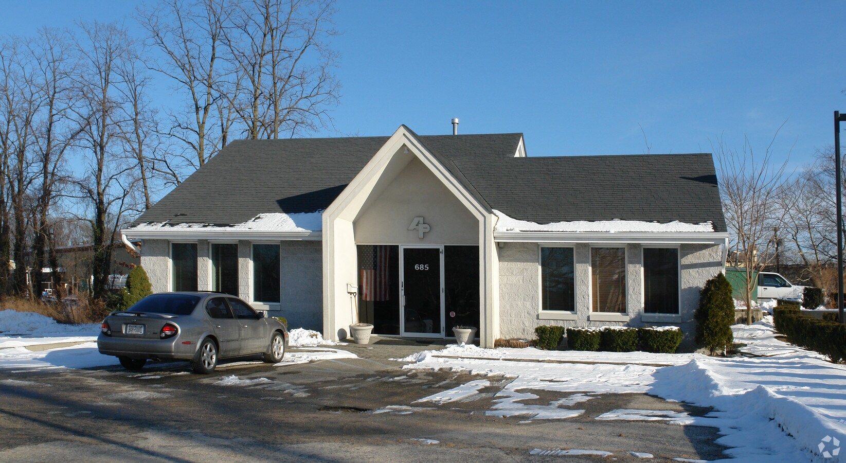 685 Old Willets Path, Hauppauge, NY 11788