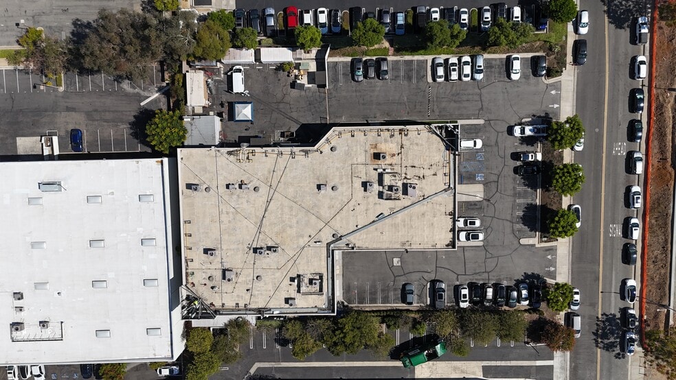 10 Thomas, Irvine, CA for sale - Building Photo - Image 3 of 9