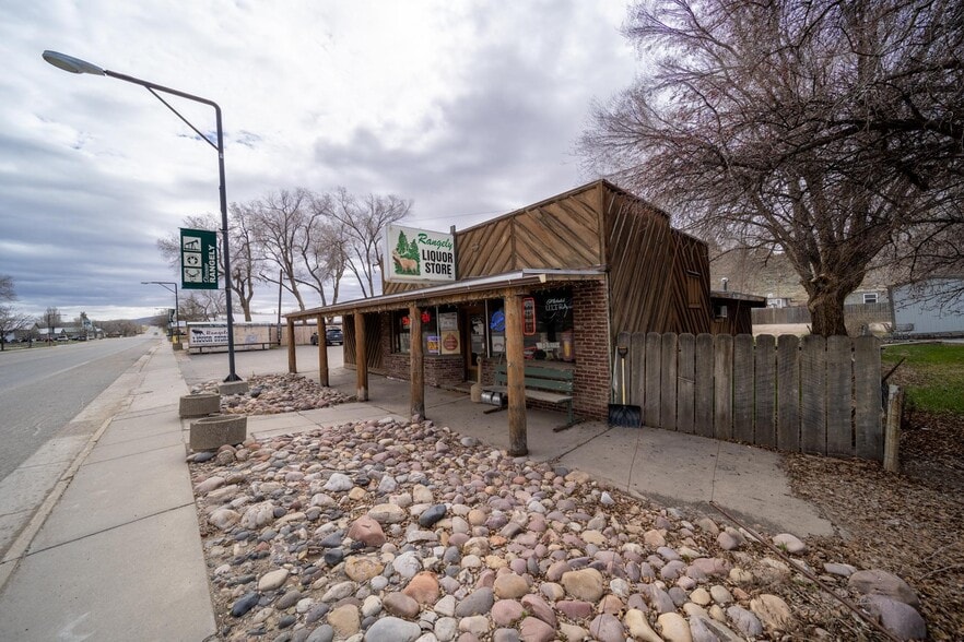 719 E Main St, Rangely, CO 81648