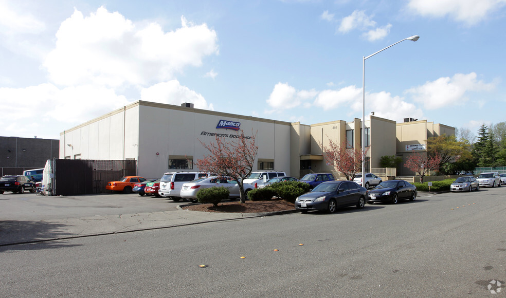 355 Treck Dr, Tukwila, WA for lease - Primary Photo - Image 1 of 4