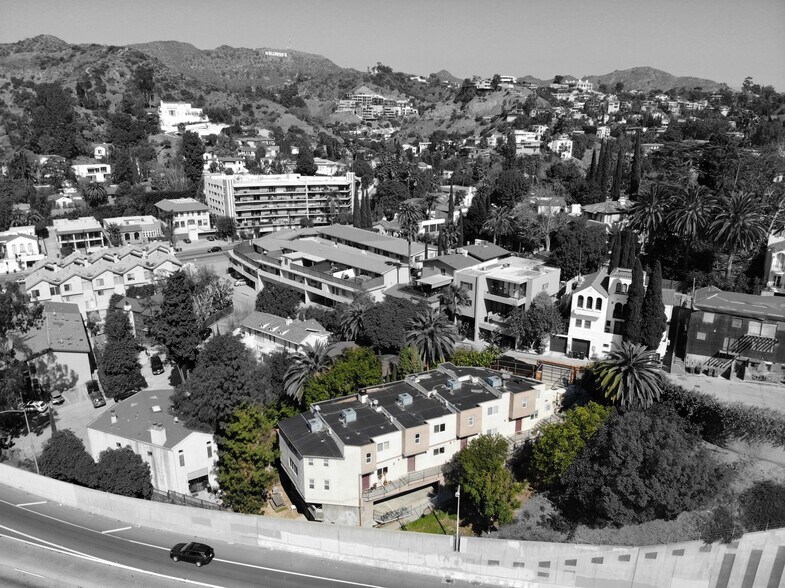 6820 Whitley Ter, Los Angeles, CA for sale - Primary Photo - Image 1 of 1