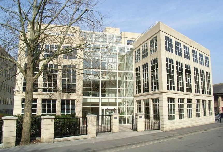 Railway Pl, Bath for sale - Primary Photo - Image 1 of 1