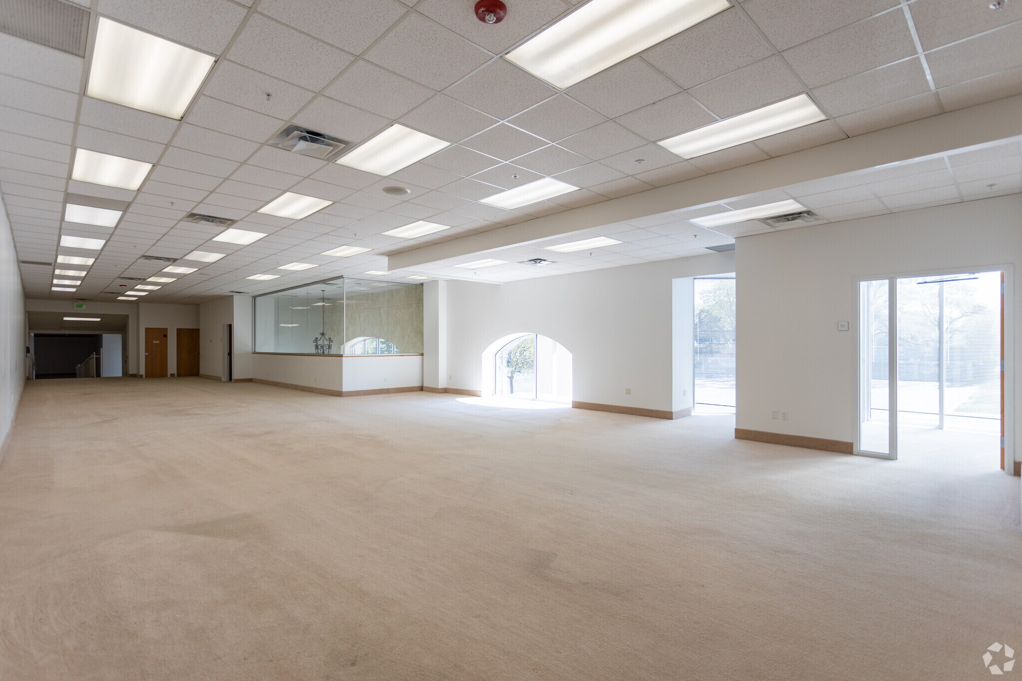 1001 28th St SW, Wyoming, MI for lease Interior Photo- Image 1 of 13