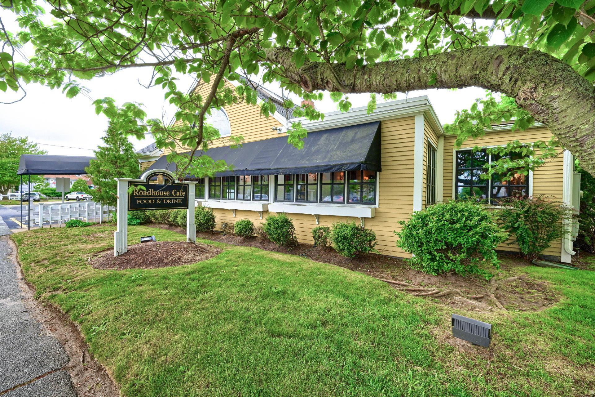 488 South St, Hyannis, MA 02601