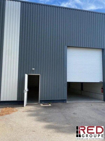 Industrial in Signes for lease - Building Photo - Image 2 of 5