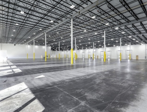 7200 93rd Ave N, Brooklyn Park, MN for lease Interior Photo- Image 1 of 4