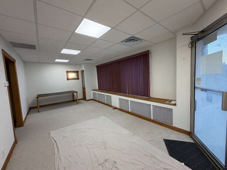 4155 Addison St, Chicago, IL for lease - Building Photo - Image 2 of 7