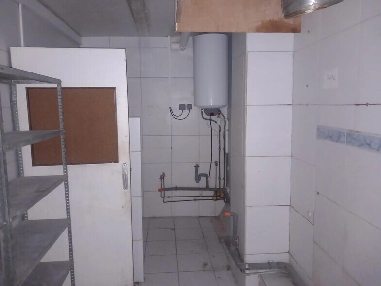 Retail in Bordeaux for sale - Interior Photo - Image 3 of 13