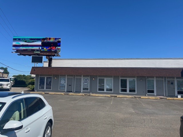 5042-5060 Commercial St SE, Salem, OR for sale - Building Photo - Image 1 of 1