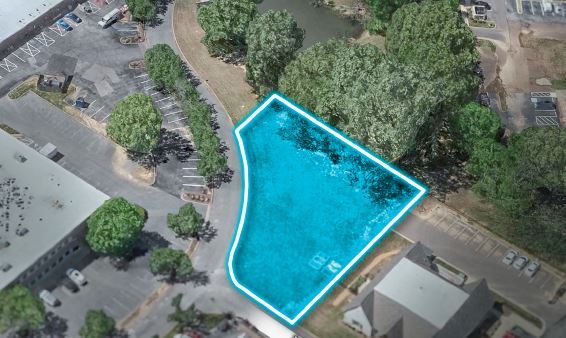 Willow Tree Circle, Cordova, TN for sale - Primary Photo - Image 1 of 2