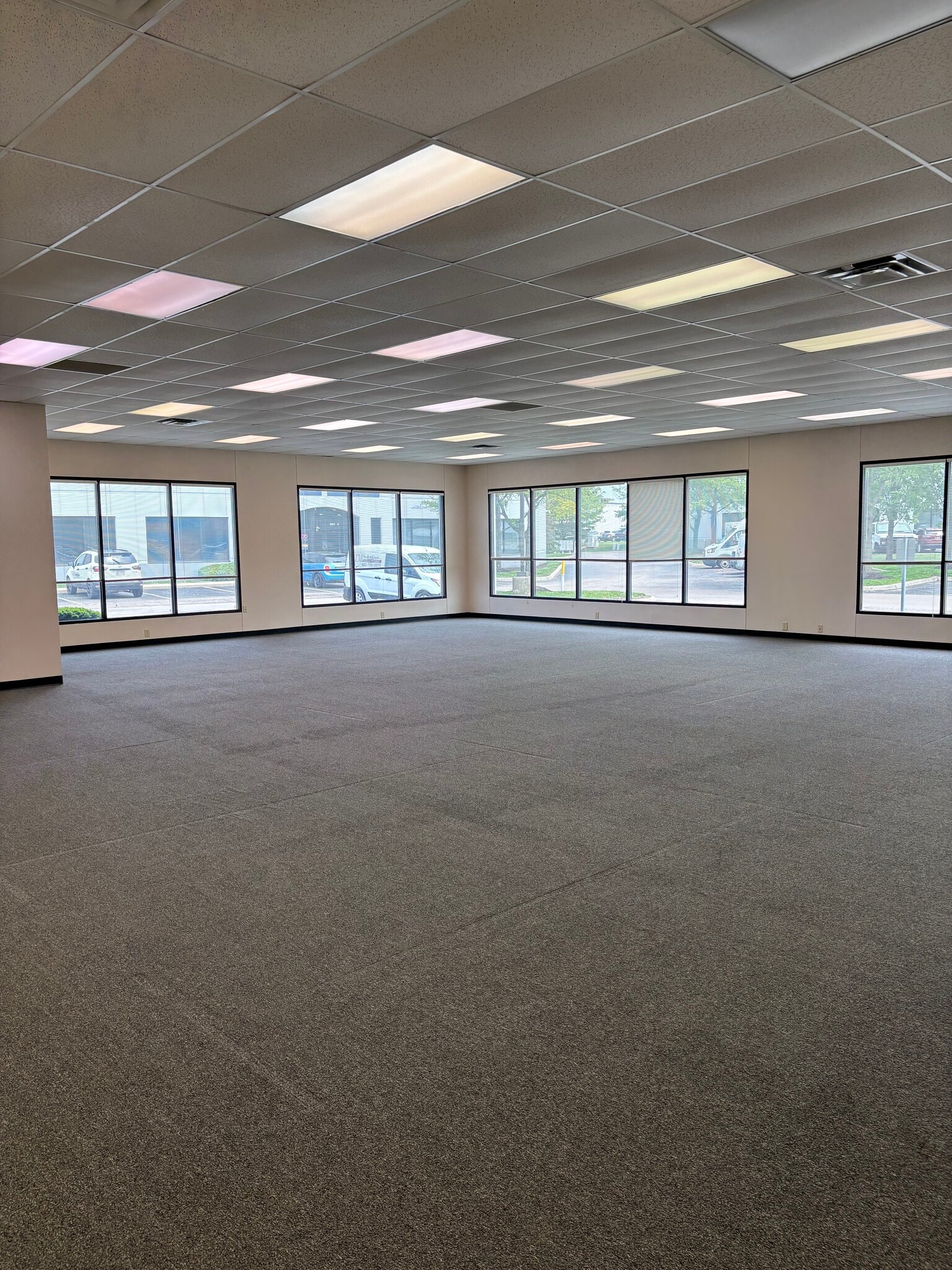 1020 Taylor Station Rd, Gahanna, OH for lease Building Photo- Image 1 of 4