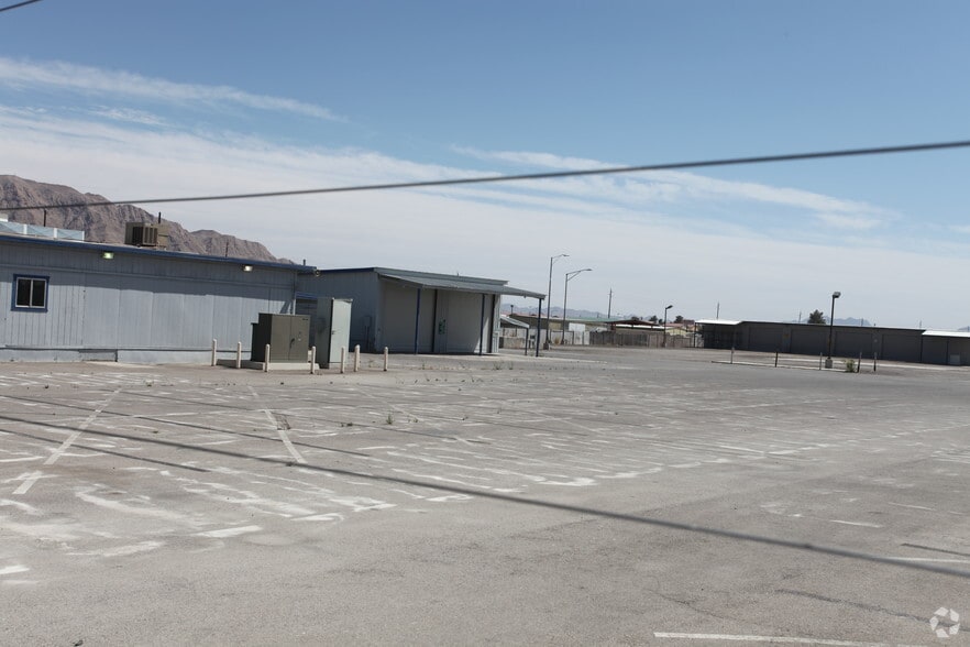 5005 E Carey Ave, Las Vegas, NV for lease - Building Photo - Image 3 of 4
